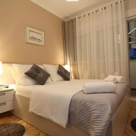 Luxury Maraschino Apartment