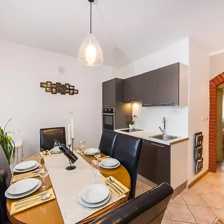 Luxury Maraschino * Zara