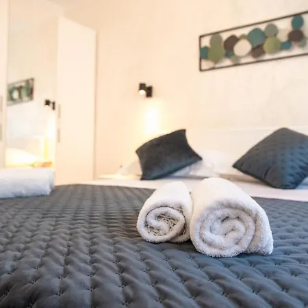 Luxury Maraschino Apartment *