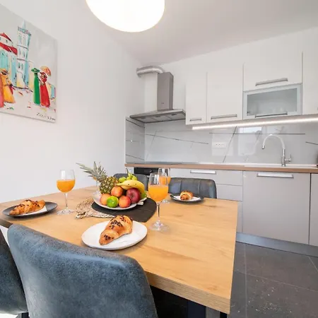 Luxury Maraschino Apartment Zadar