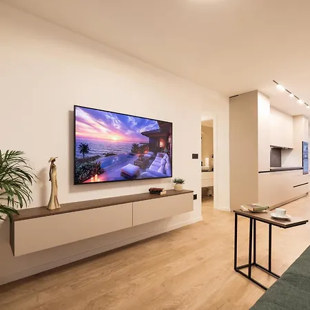 Luxury Maraschino Zara